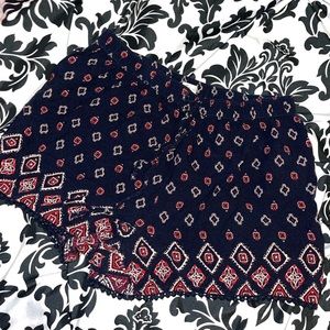 Hollister size small cute flowy shorts